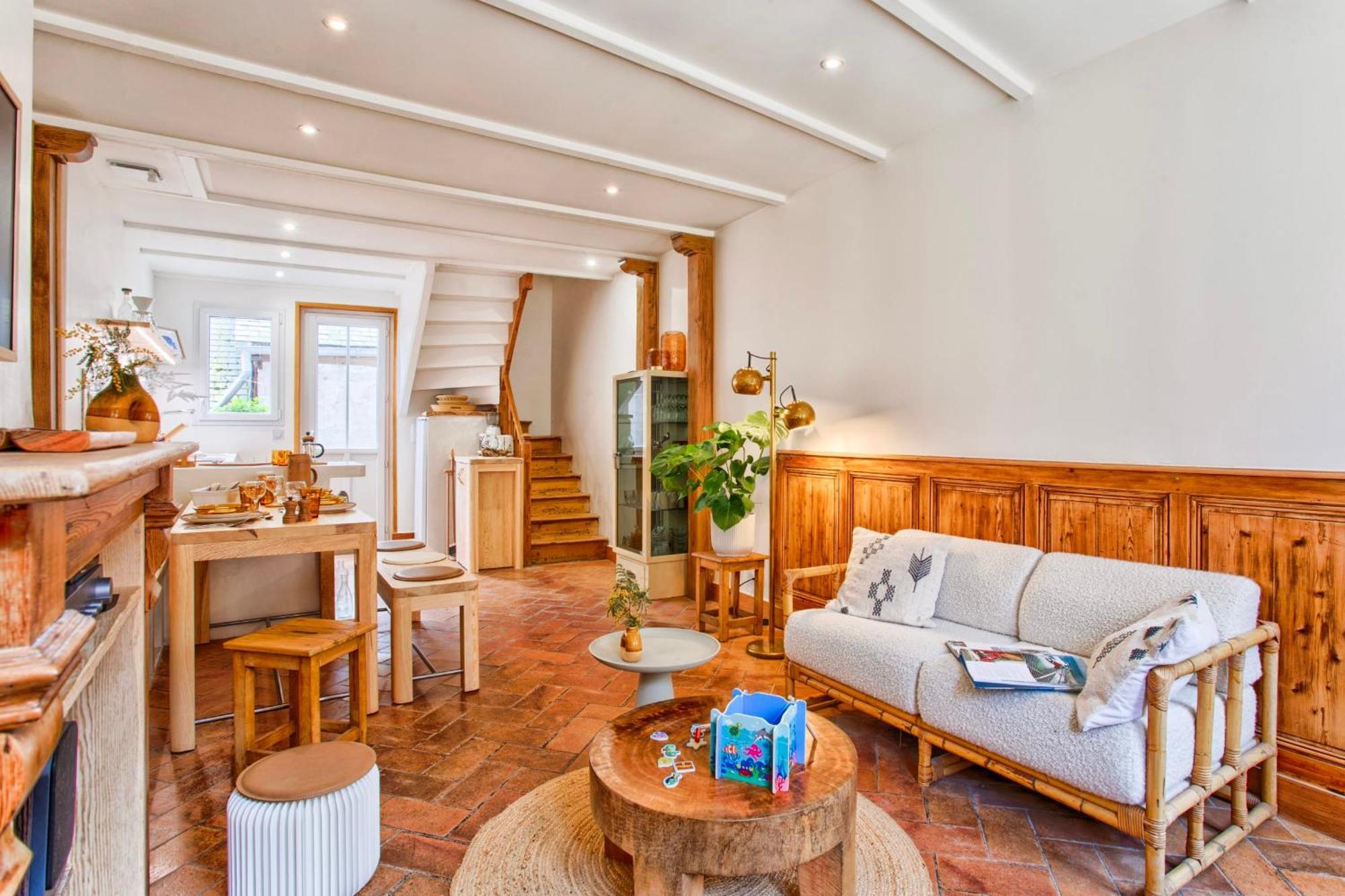 Le Chant De La - - Proche Holiday home